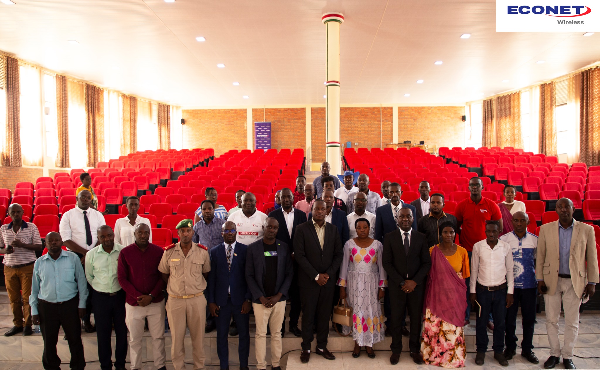 Econet Wireless est fier de participer dans la conférence et le débat organisé par l'Institut des Technologies Numériques (ITN) à l'Université du Burundi. 